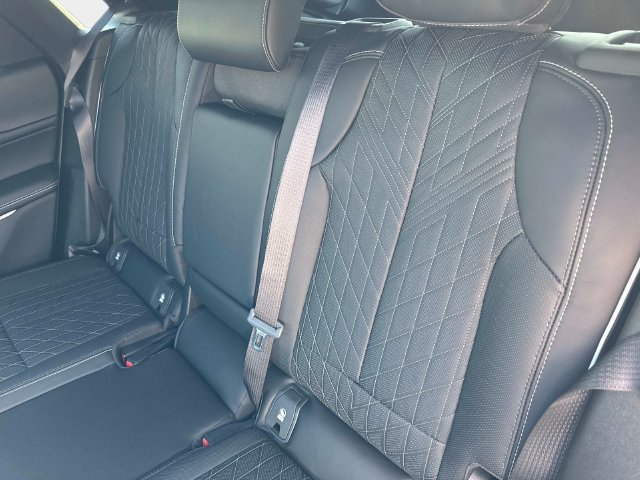 New 2027 Cadillac Lyriq V Premium w/ Exterior Carbon Fiber Package AWD/4WD image 13
