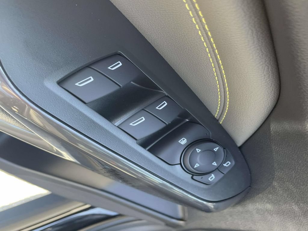 New 2026 Chevrolet Trax ACTIV w/ Sunroof Package FWD image 14