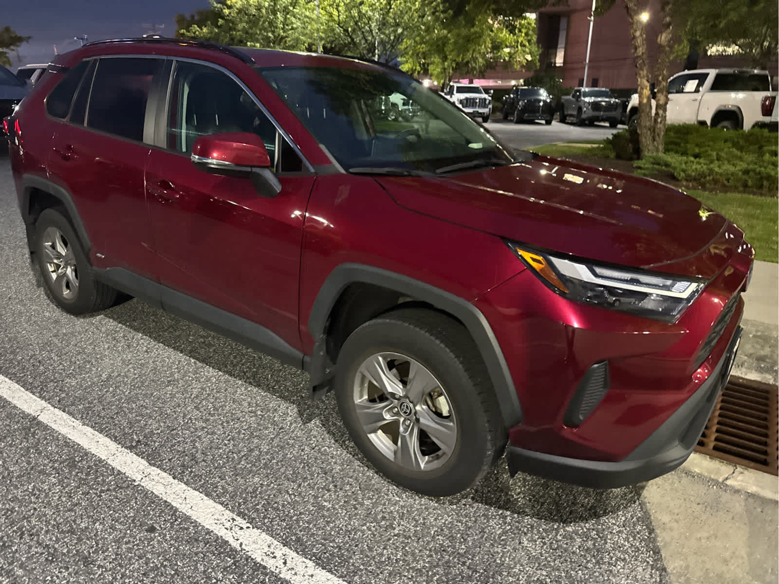 Used 2023 Toyota RAV4 XLE w/ Convenience Package AWD/4WD image 2