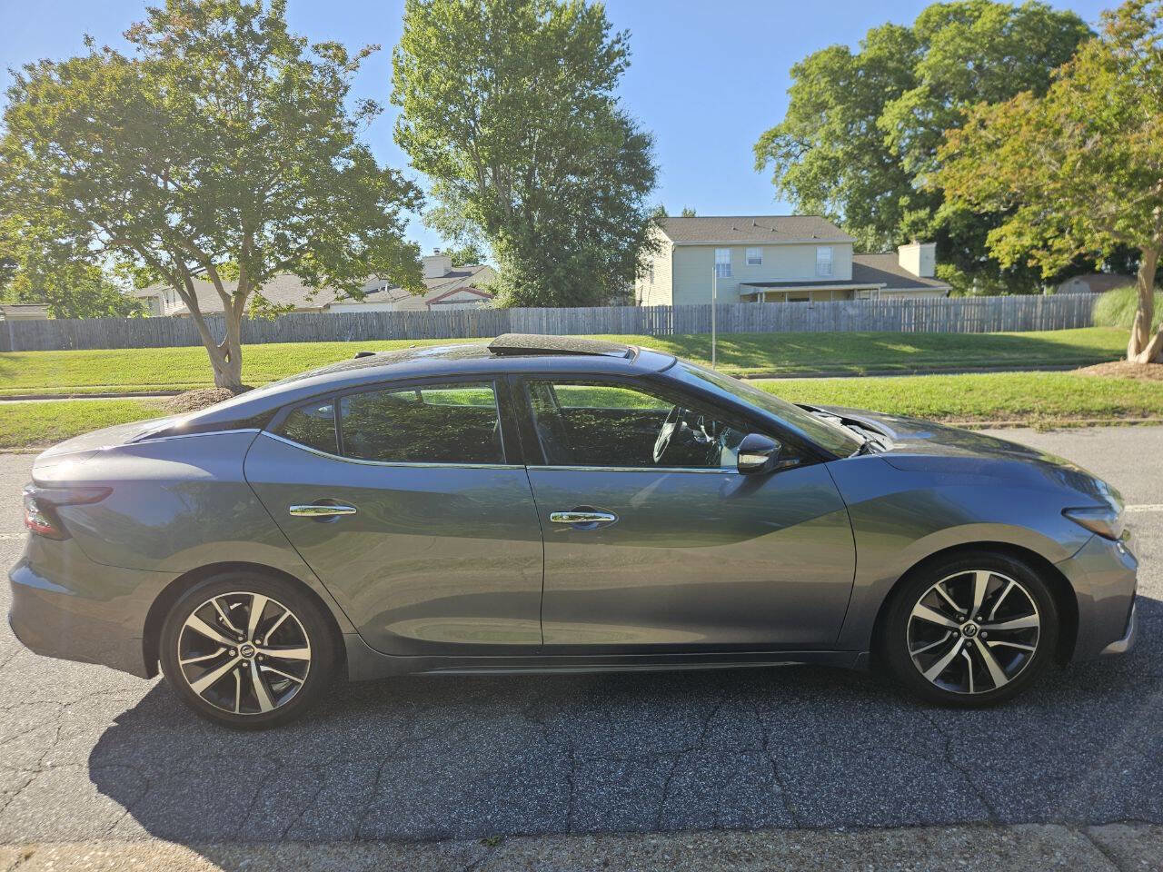Used 2019 Nissan Maxima 3.5 SL w/ Floor Mat Group FWD image 7
