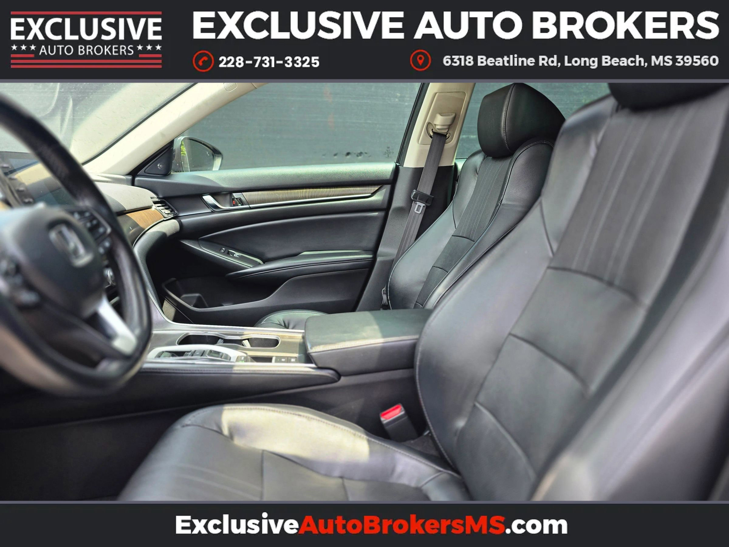 Used 2018 Honda Accord Touring image 9