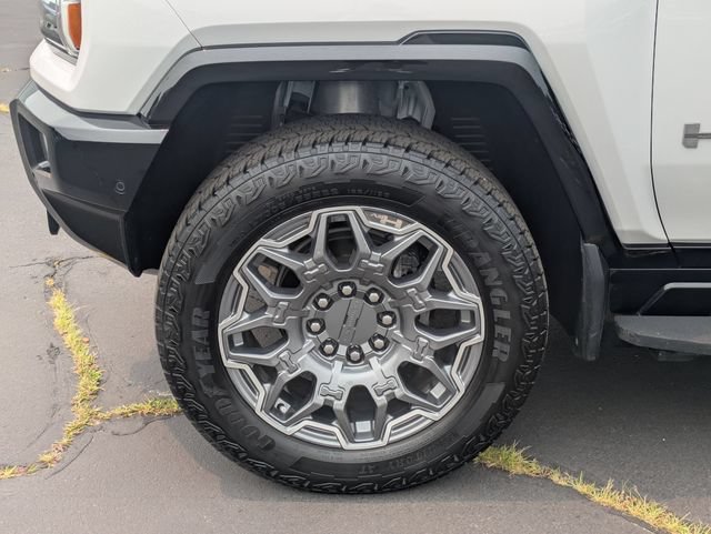 Used 2025 GMC Hummer EV 3X AWD/4WD image 10