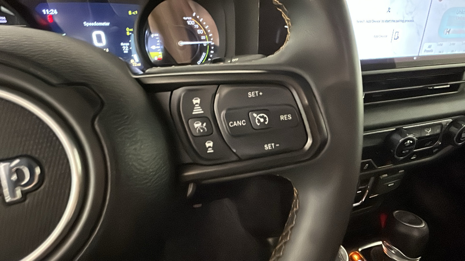 Used 2024 Jeep Wrangler Unlimited AWD/4WD image 20