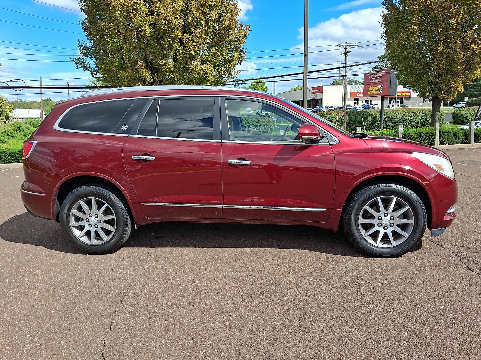 Used 2015 Buick Enclave Leather FWD image 7