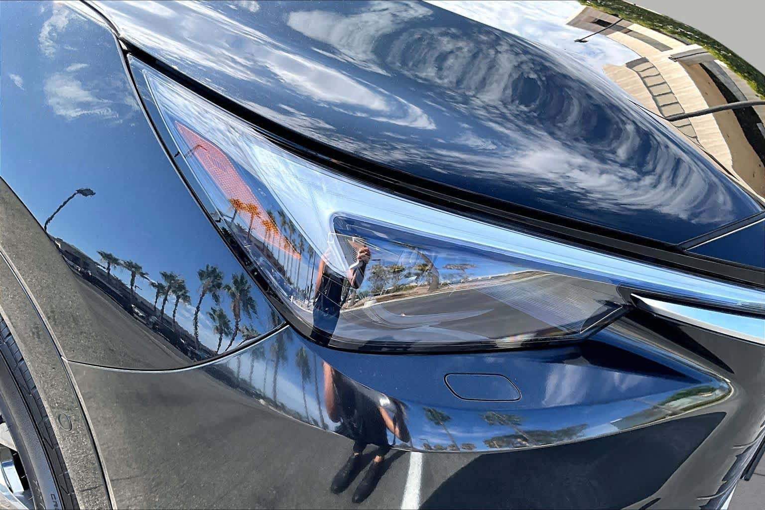 New 2026 Lexus TX 500h AWD image 21