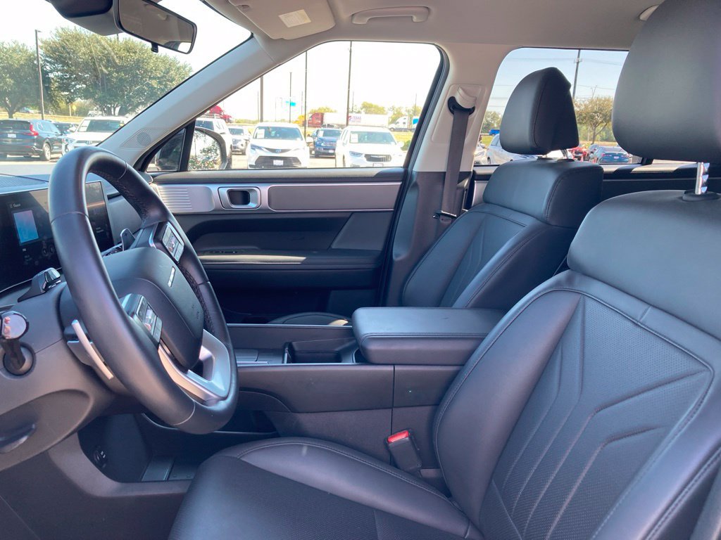 Used 2026 Hyundai Santa Fe SEL AWD/4WD image 9