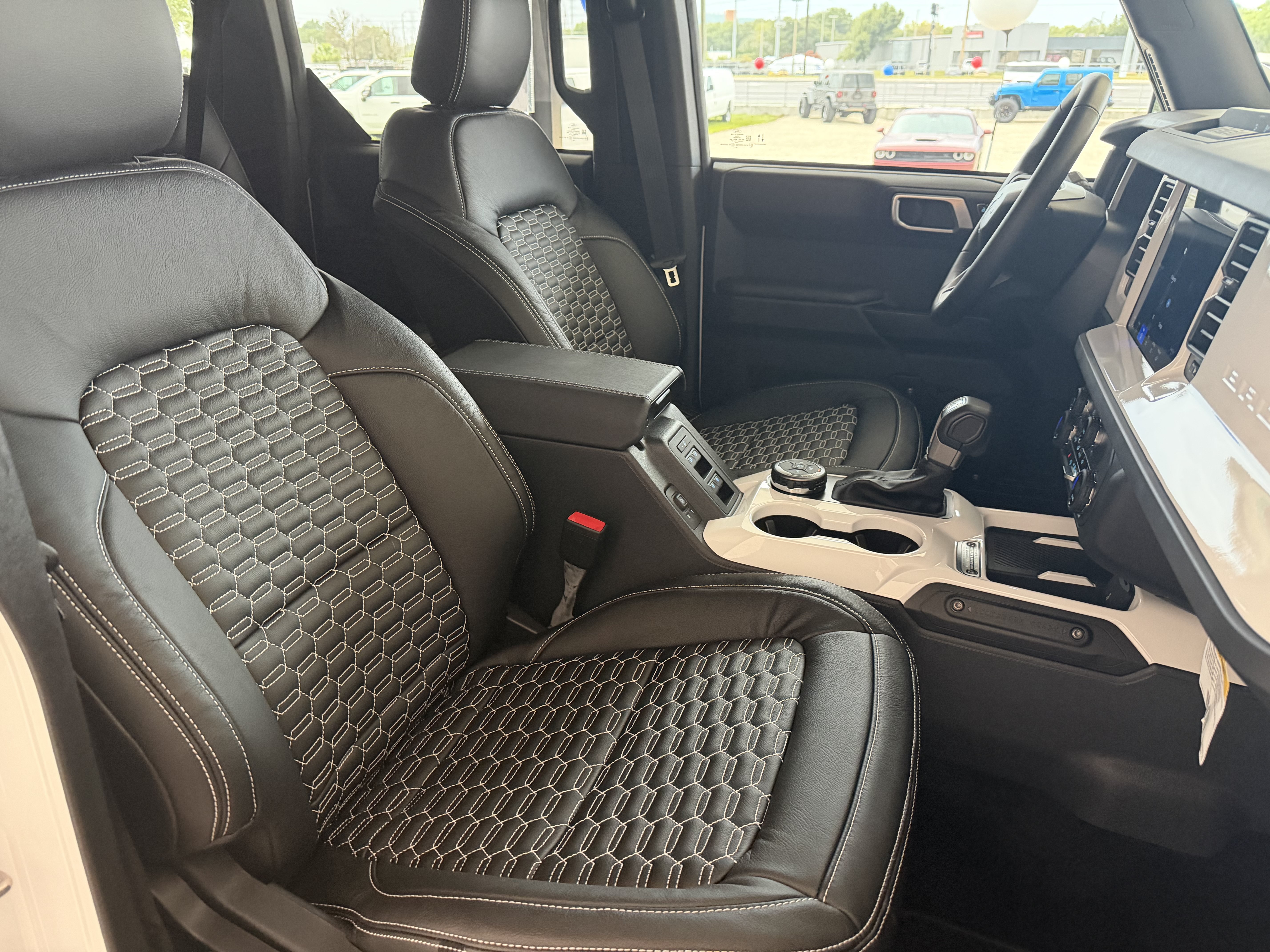 Used 2025 Ford Bronco Big Bend AWD/4WD image 22