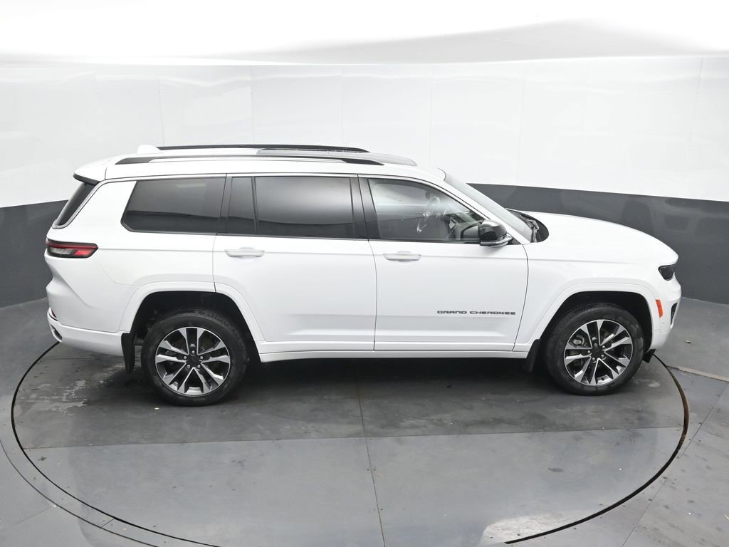 Used 2021 Jeep Grand Cherokee L Overland w/ Advanced Protech Group III image 37