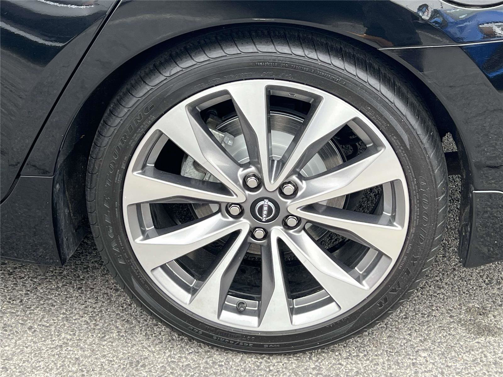 Certified 2023 Nissan Maxima Platinum w/ Sport Mat Group image 12