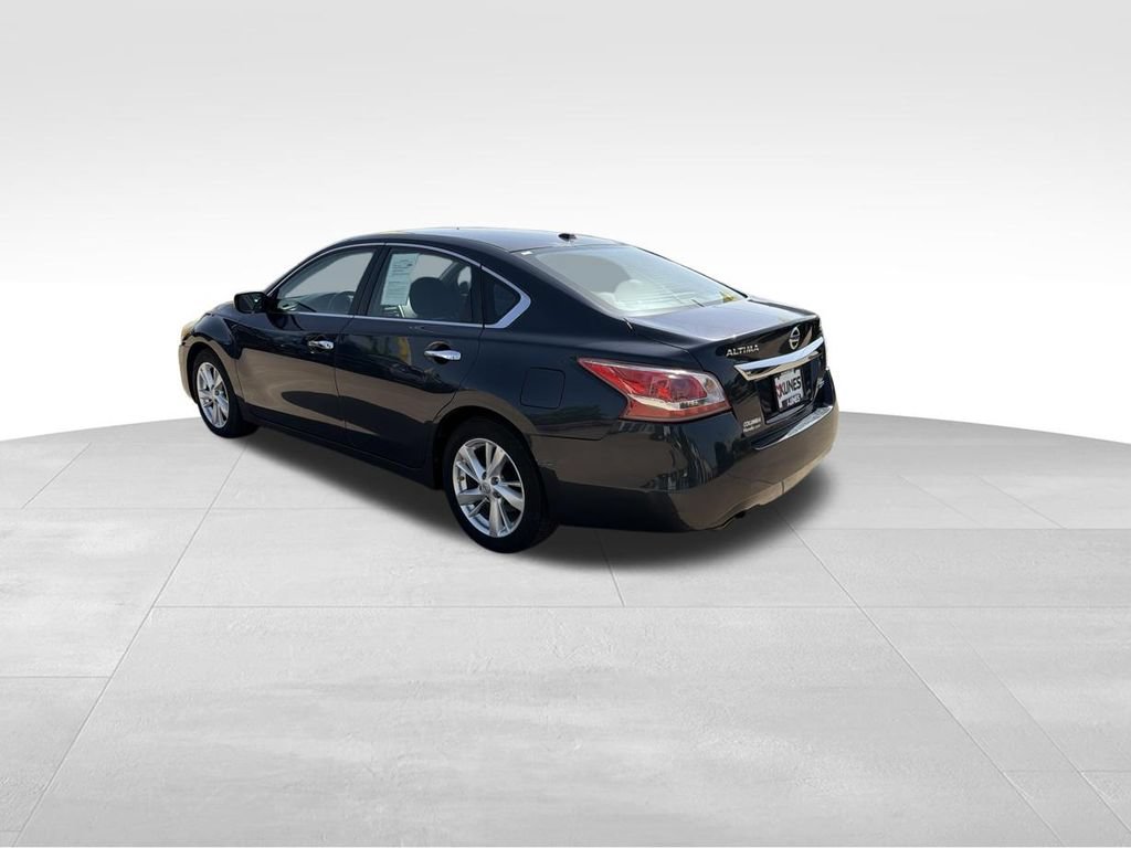 Used 2013 Nissan Altima 2.5 SV FWD image 7