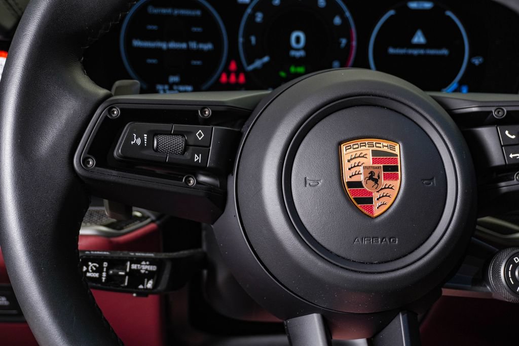 New 2026 Porsche Cayenne Coupe AWD/4WD image 20