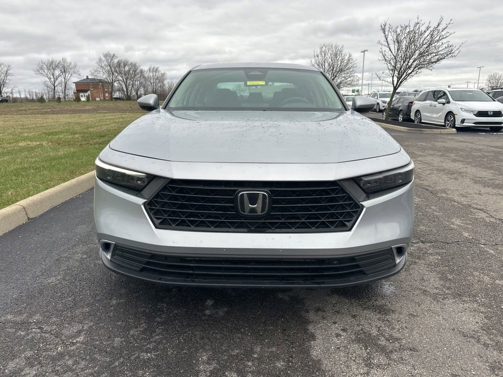 Used 2023 Honda Accord EX image 2