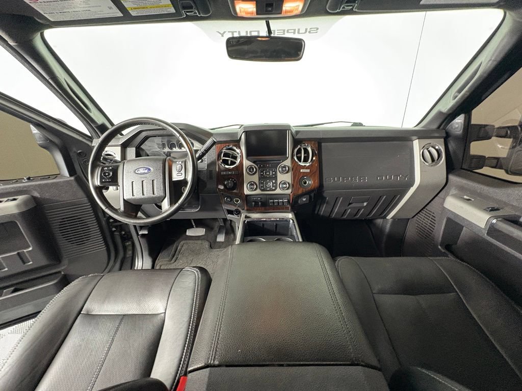 Used 2016 Ford F350 Lariat w/ Lariat Interior Package AWD/4WD image 4