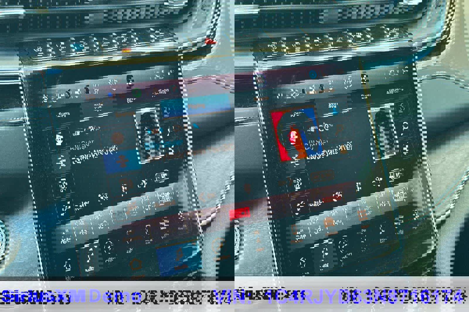 Used 2022 Jeep Grand Cherokee Overland w/ Advanced Protech Group III image 35