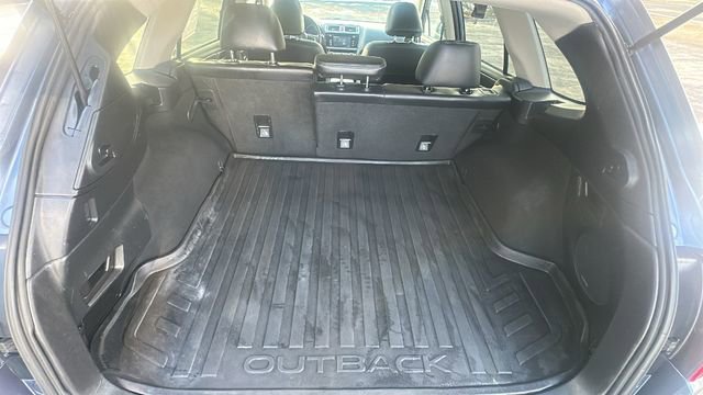 Used 2017 Subaru Outback 2.5i Limited image 36