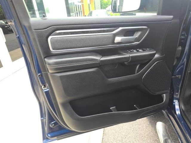 Used 2019 RAM 1500 Big Horn AWD/4WD image 10