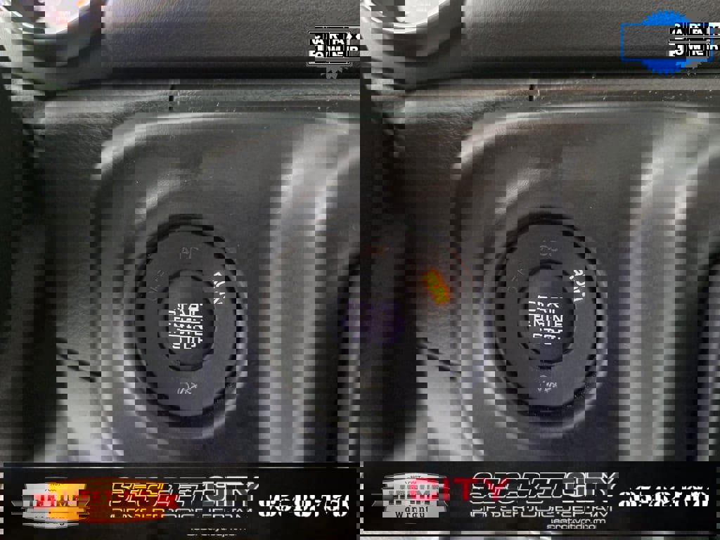 Used 2021 Jeep Wrangler Unlimited Sahara image 23