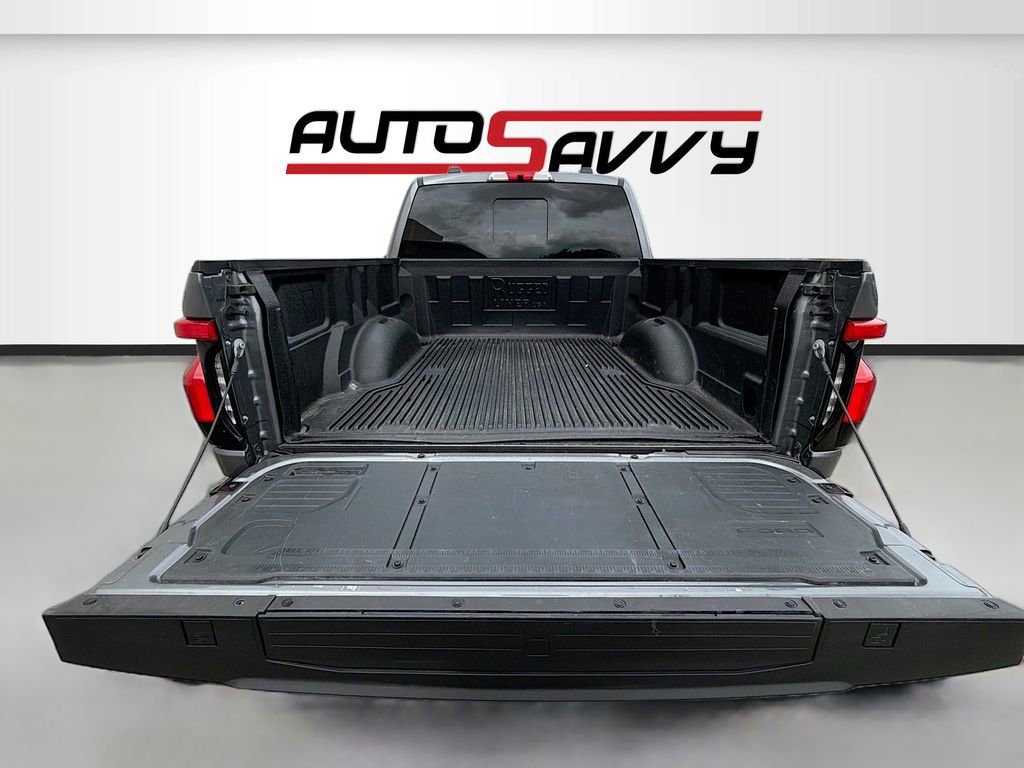 Used 2024 Ford F150 Lightning Platinum AWD/4WD image 28