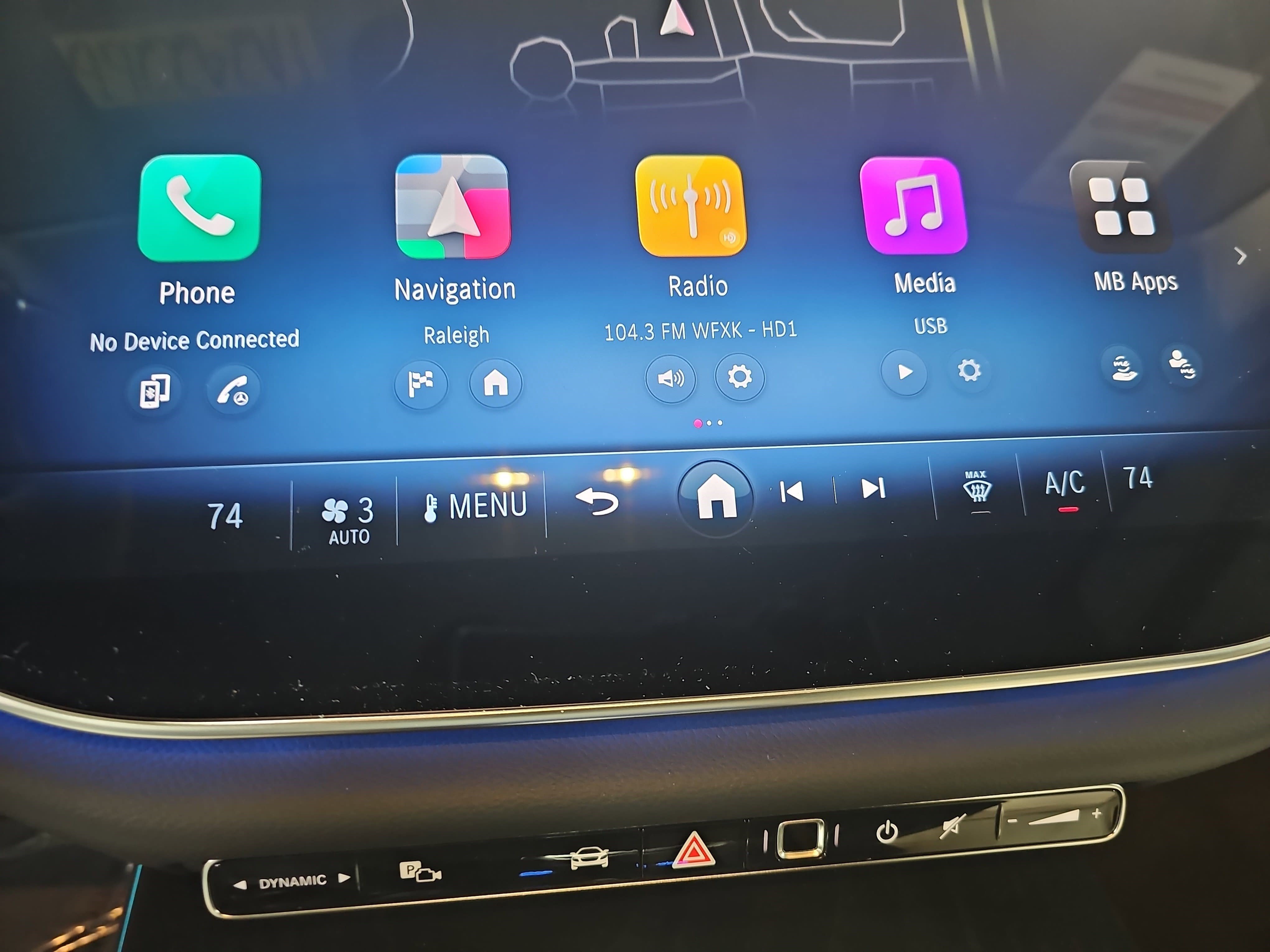 New 2026 Mercedes-Benz E 350 4MATIC Sedan image 22