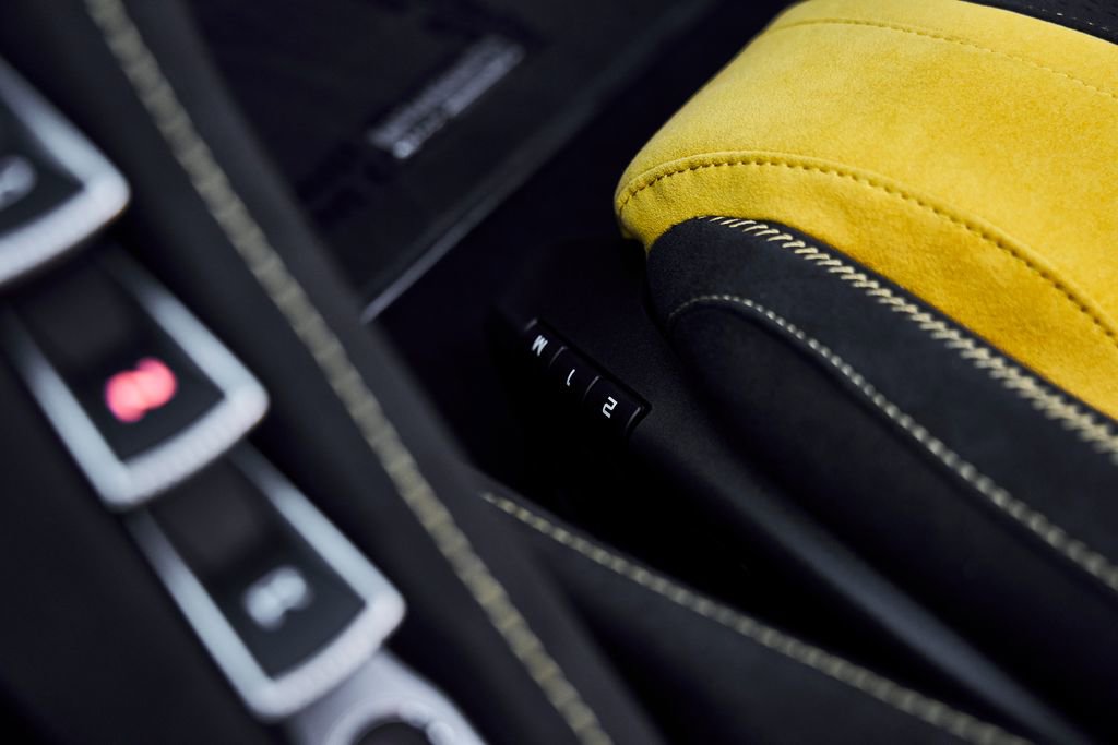 Used 2026 McLaren 750S Spider image 42