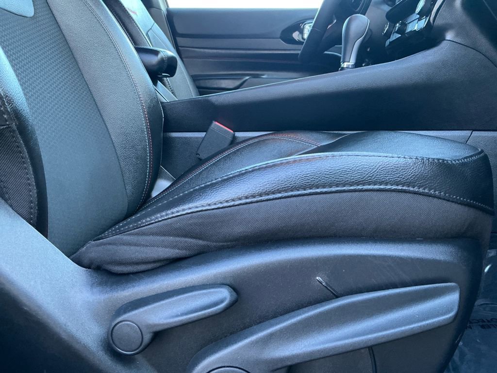 Used 2024 Jeep Compass Trailhawk image 17