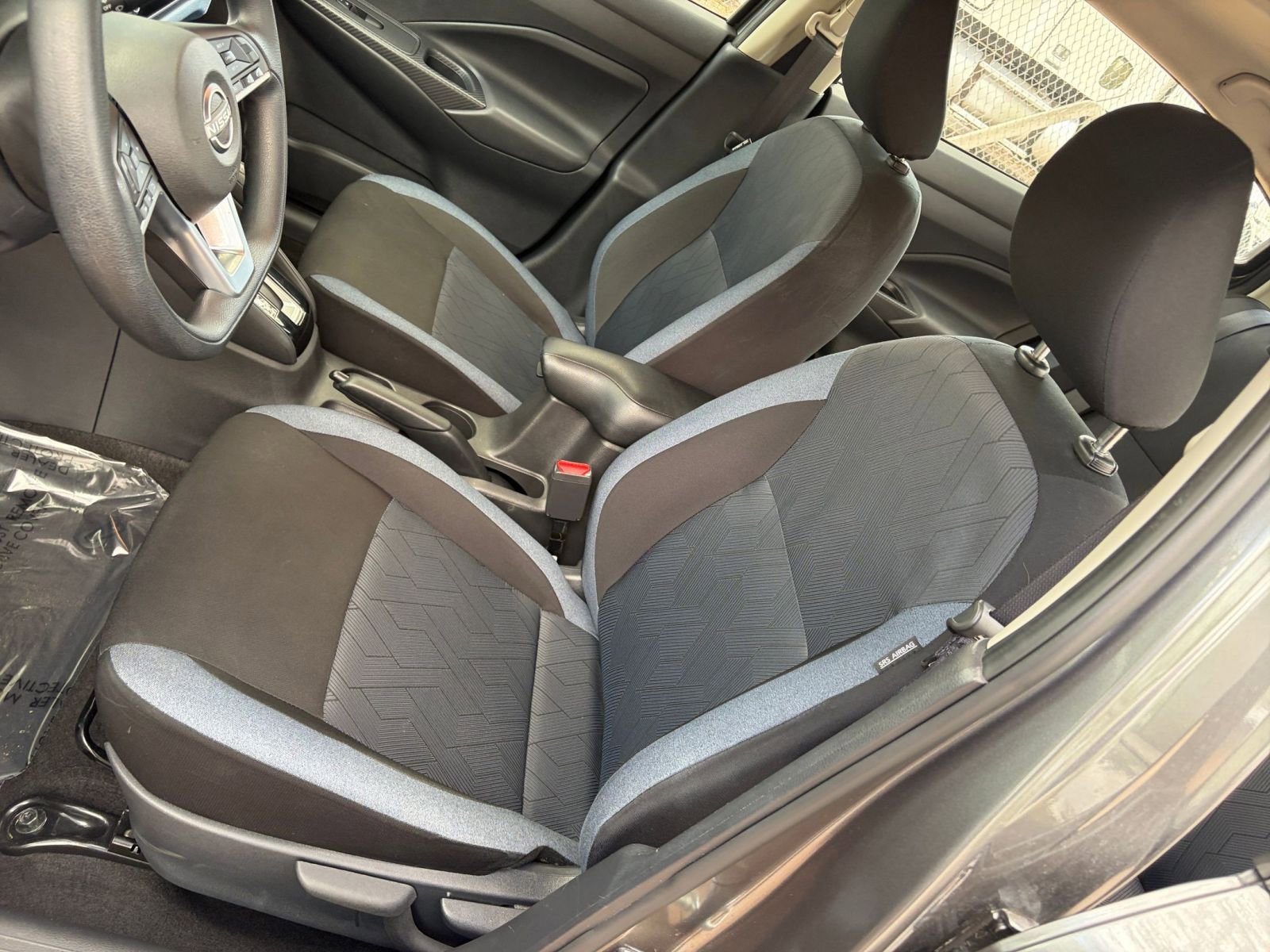 Used 2025 Nissan Versa SV FWD image 35