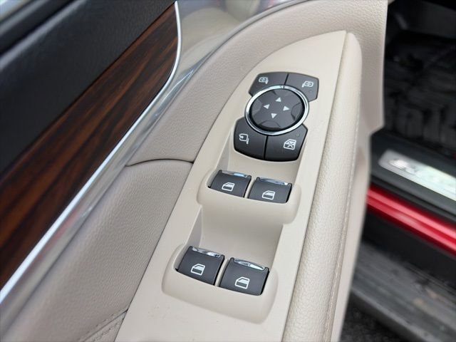 Used 2019 Ford Explorer Limited image 11