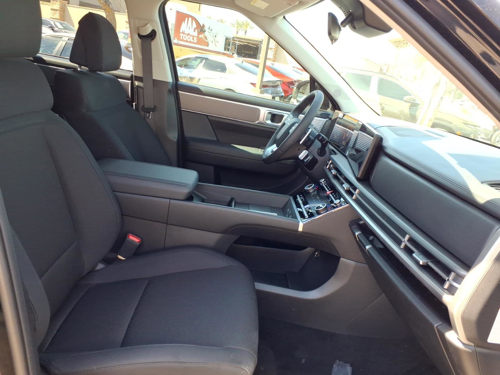 New 2026 Hyundai Santa Fe SE image 7
