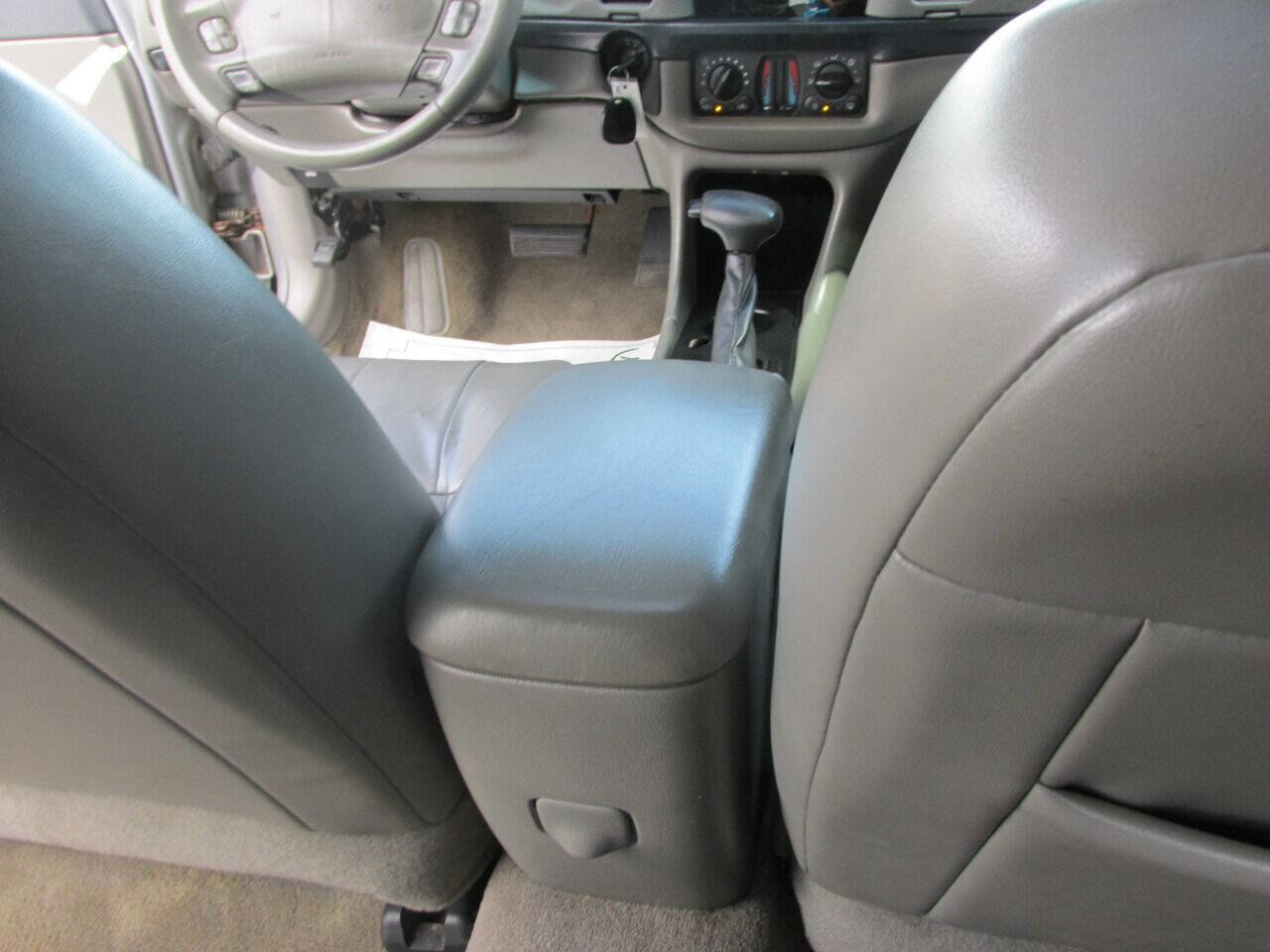 Used 2005 Chevrolet Impala SS w/ Sun And Sound Package image 12