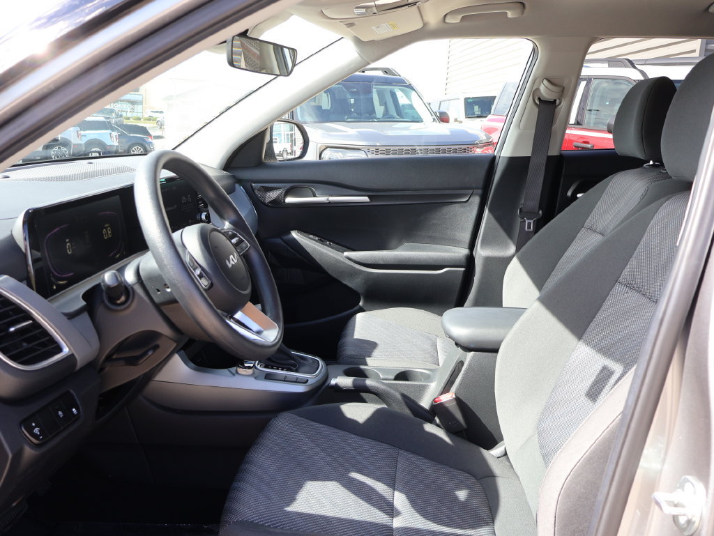Used 2026 Kia Seltos LX FWD image 22
