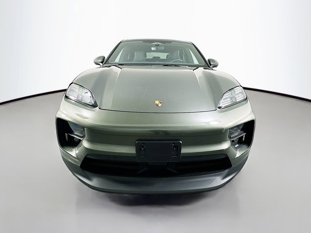 Certified 2024 Porsche Macan 4 Electric image 6