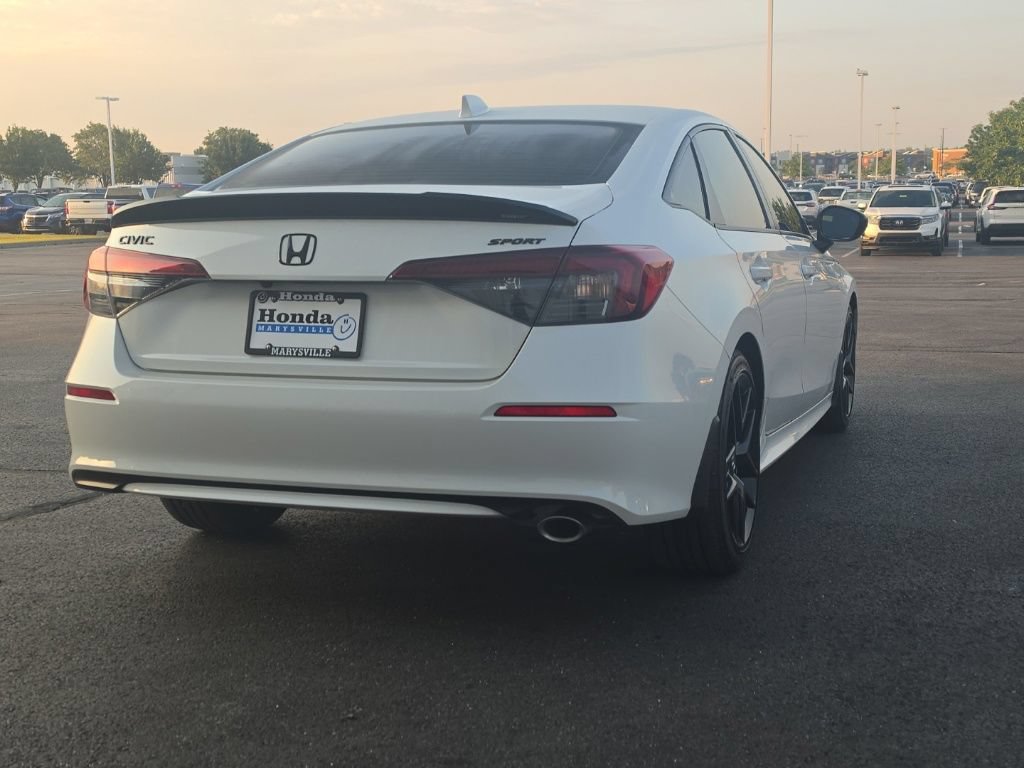 Used 2025 Honda Civic Sport image 8