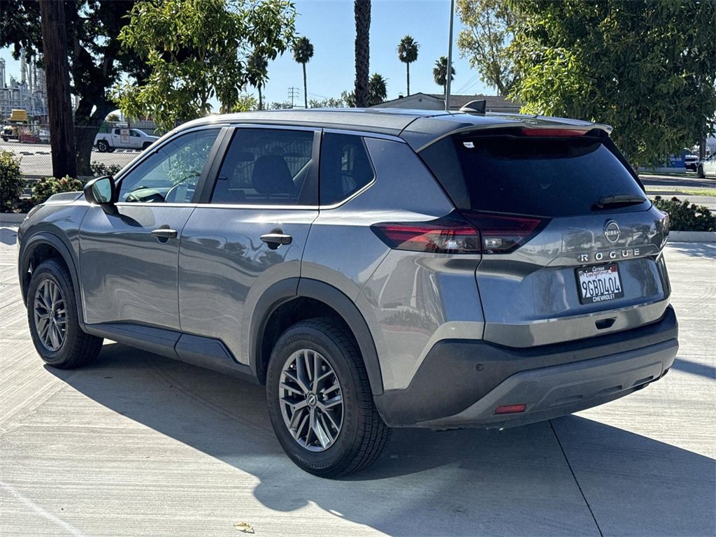 Used 2023 Nissan Rogue S image 5