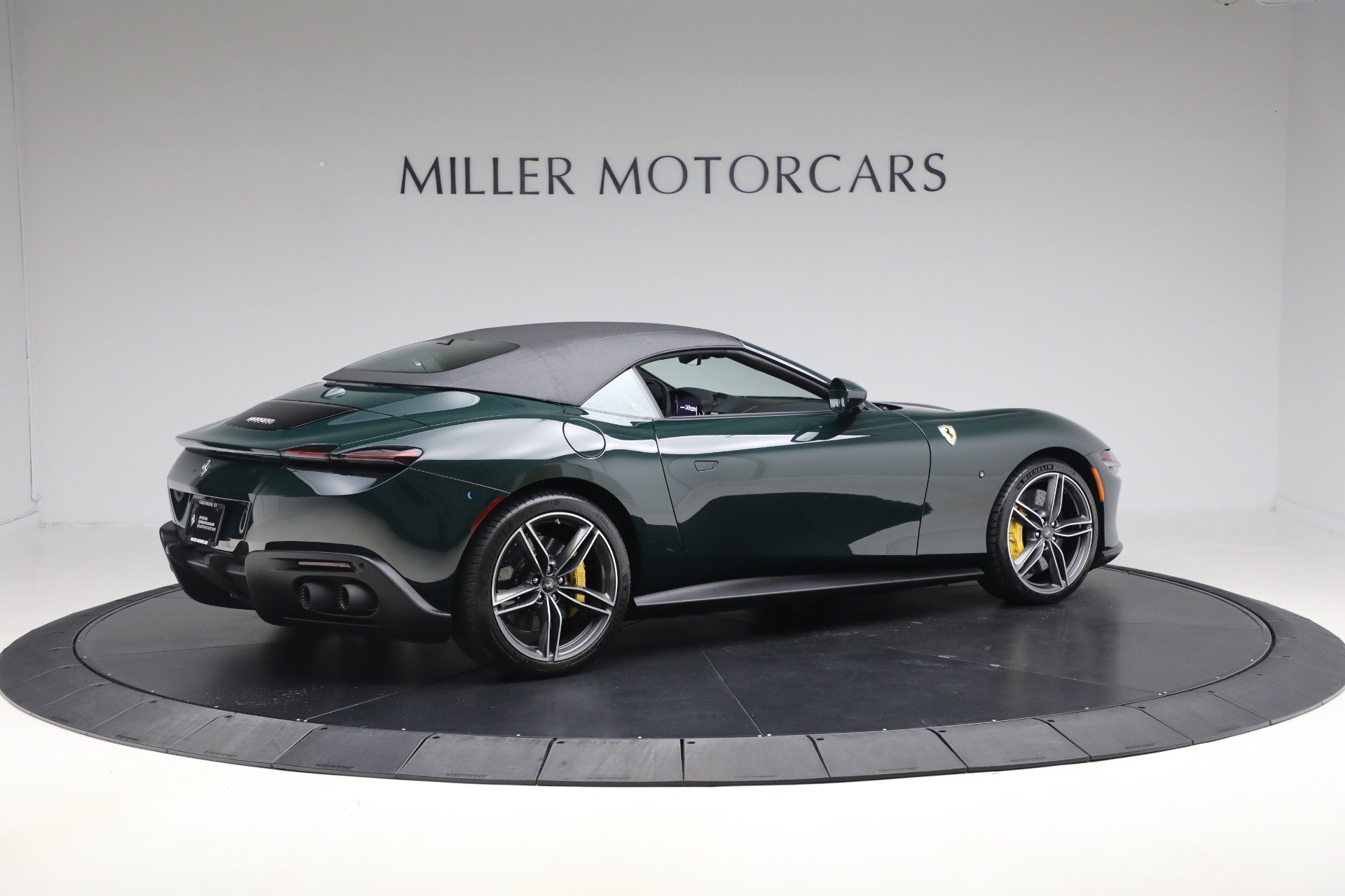 Certified 2025 Ferrari Roma Spider image 29