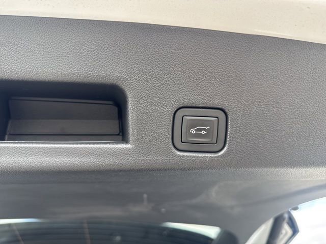 Used 2025 Buick Enclave Preferred w/ Trailering Package, 5000 lbs. image 13