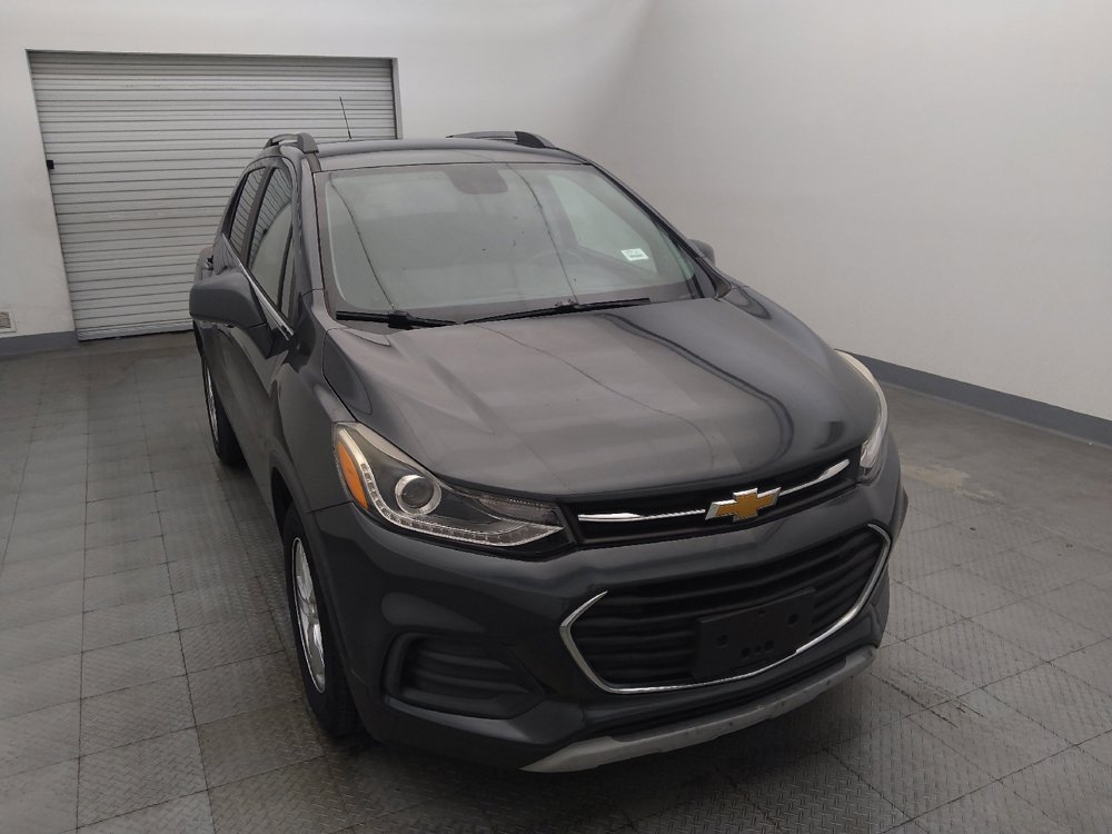 Used 2018 Chevrolet Trax LT w/ LT Convenience Package FWD image 14
