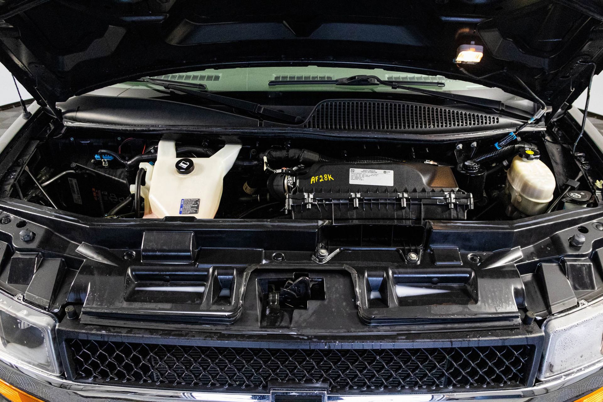 Used 2018 Chevrolet Express 3500 LT w/ LT Preferred Equipment Group image 44