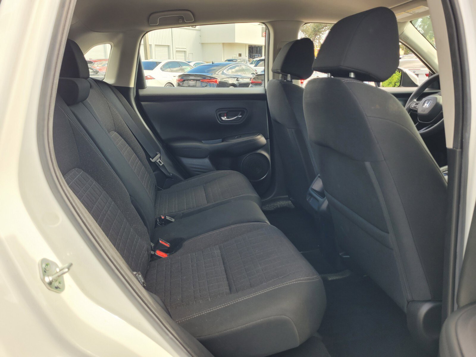 Used 2023 Honda HR-V LX image 16