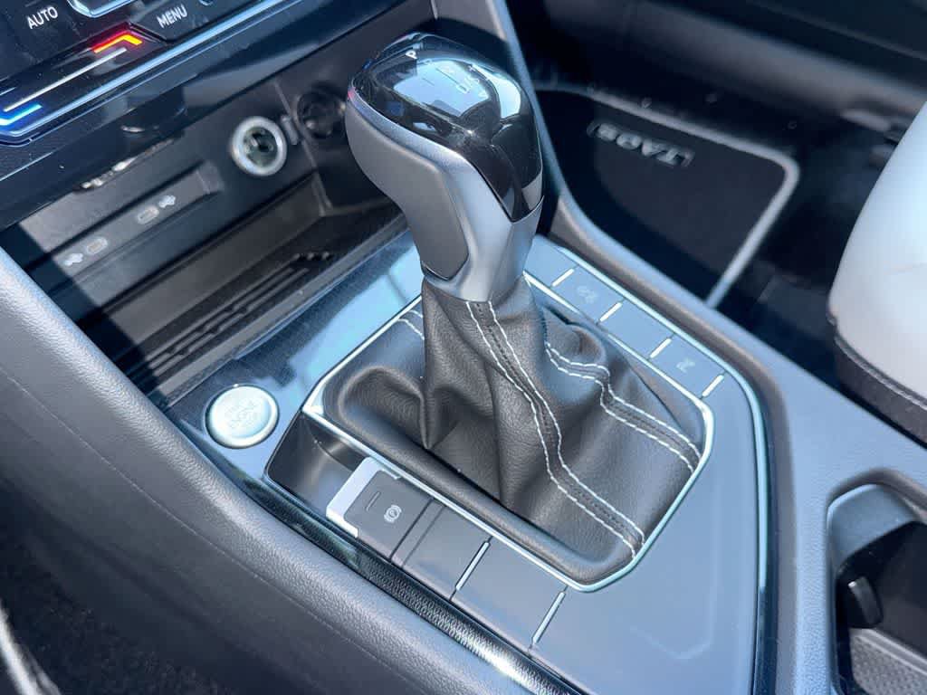 New 2026 Volkswagen Taos SE FWD image 20