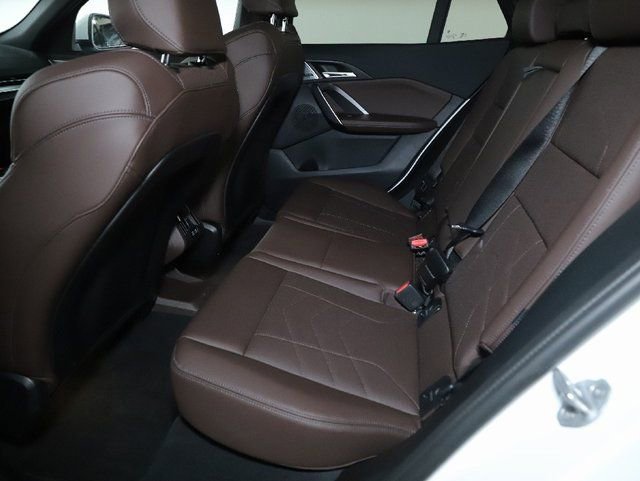 Certified 2025 BMW X2 xDrive28i w/ Premium Package image 14