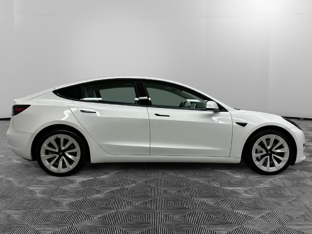 Used 2023 Tesla Model 3 Standard Range RWD image 6