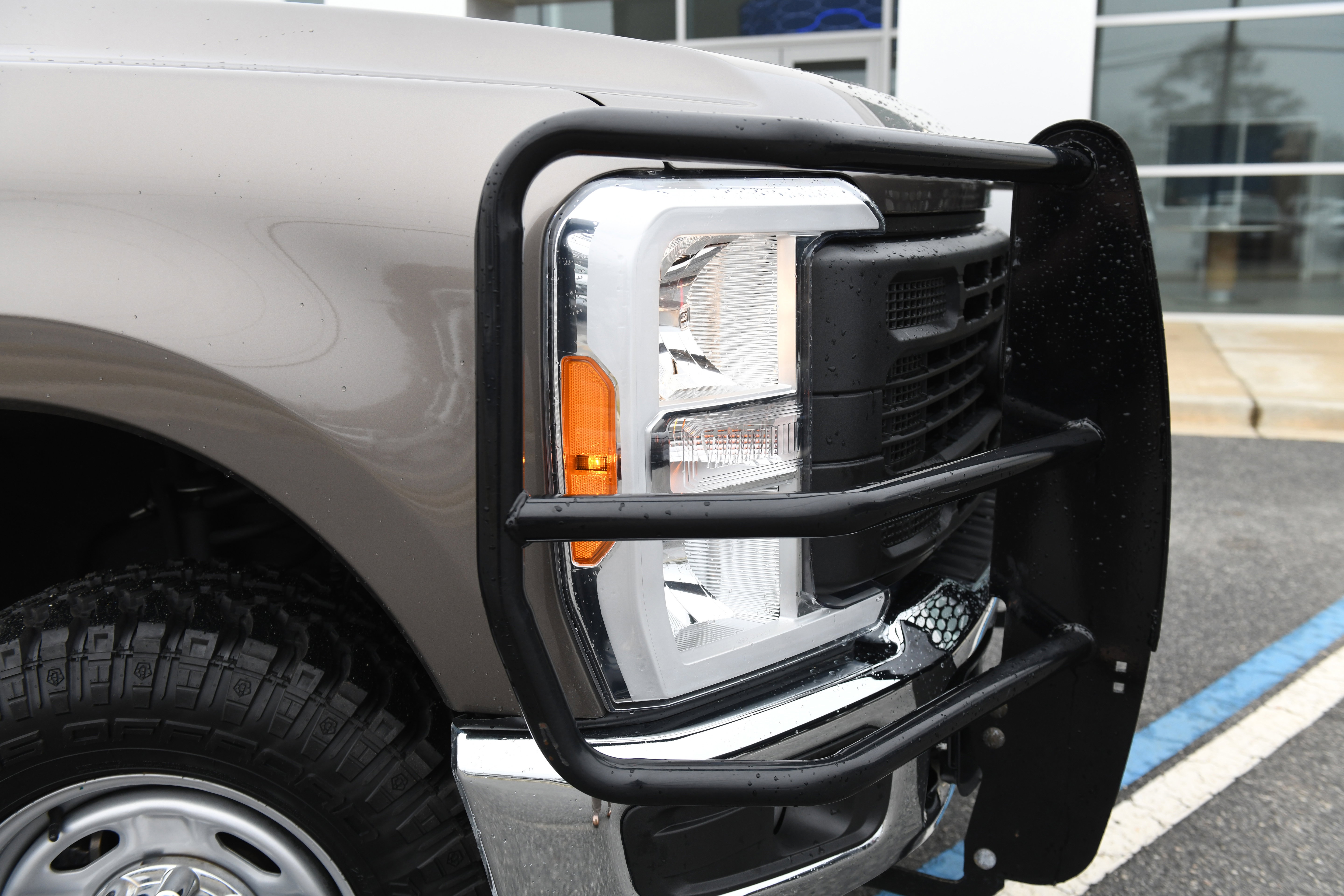 Used 2023 Ford F250 XL w/ XL Off-Road Package image 9
