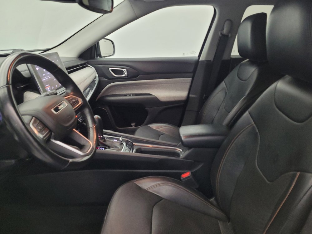 Used 2022 Jeep Compass Latitude w/ Sun and Sound Group AWD/4WD image 17