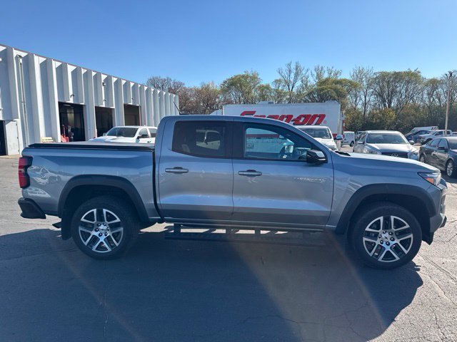 Used 2023 Chevrolet Colorado Z71 w/ Z71 Convenience Package 2 AWD/4WD image 12