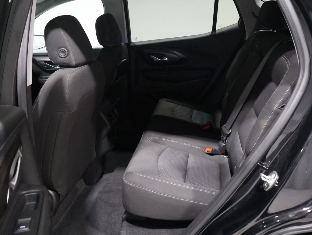 Used 2024 GMC Terrain SLE image 16