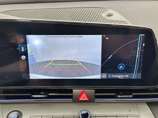Used 2025 Hyundai Elantra Limited FWD image 14