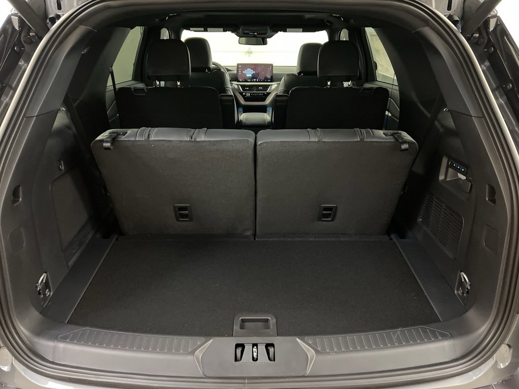 New 2026 Ford Explorer ST w/ Sun And Sound Package image 38