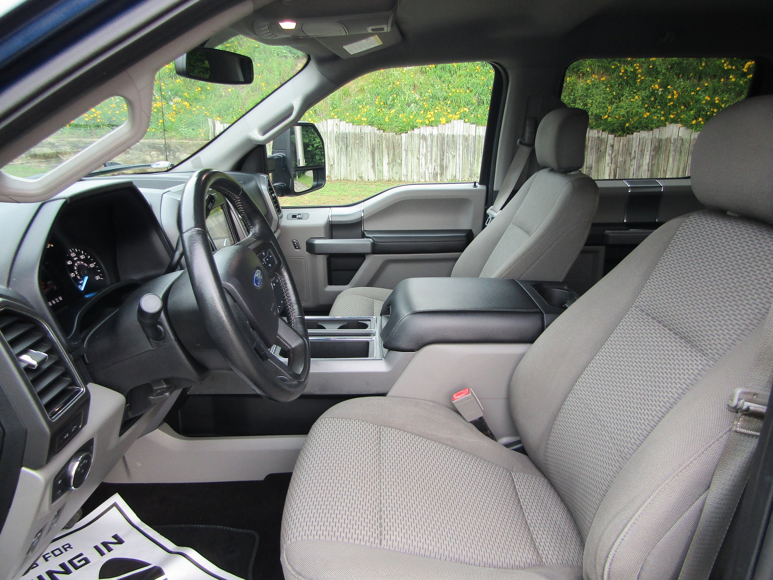 Used 2018 Ford F150 XLT w/ Equipment Group 302A Luxury AWD/4WD image 11