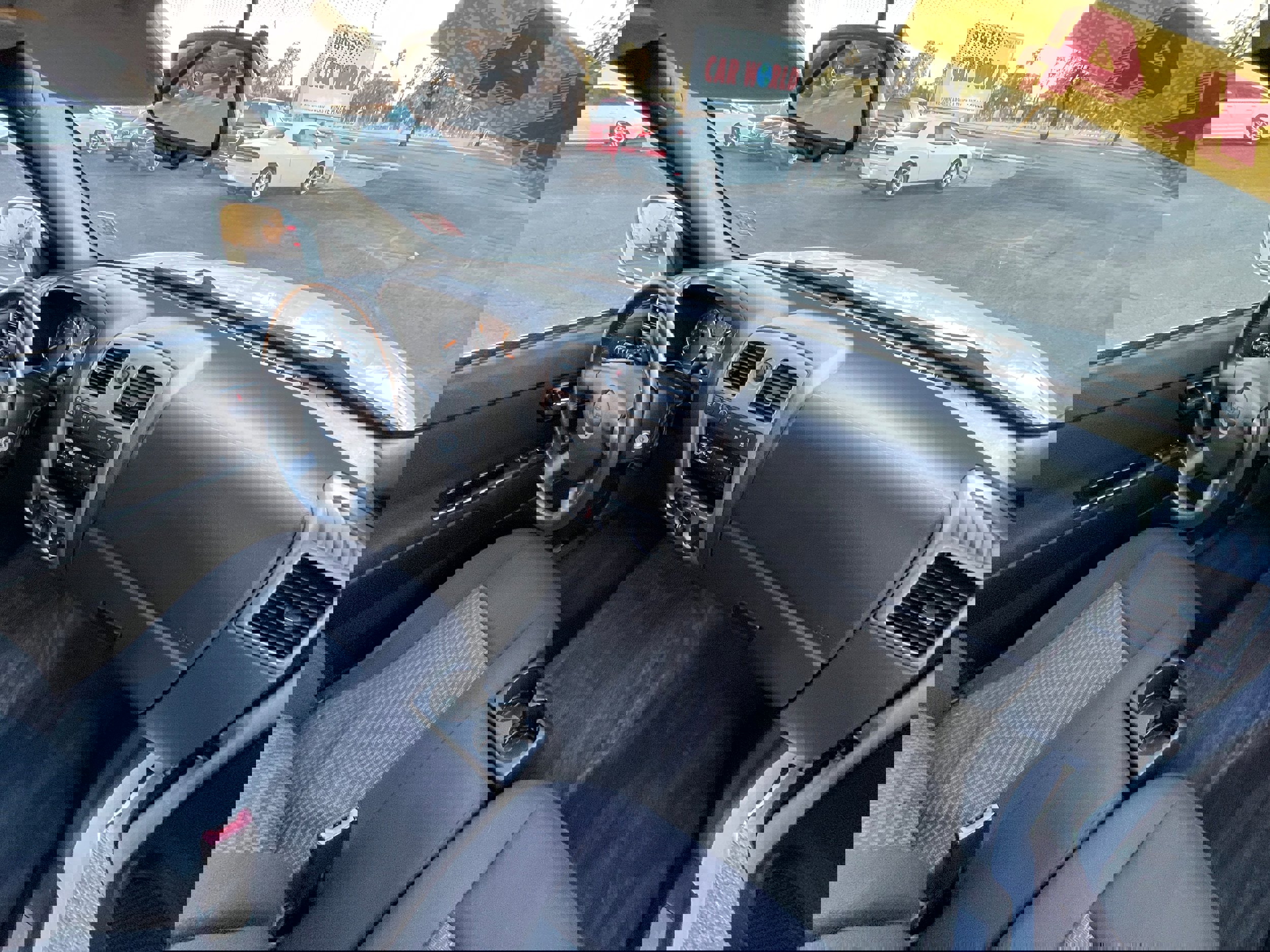 Used 2011 GMC Canyon SLE image 22