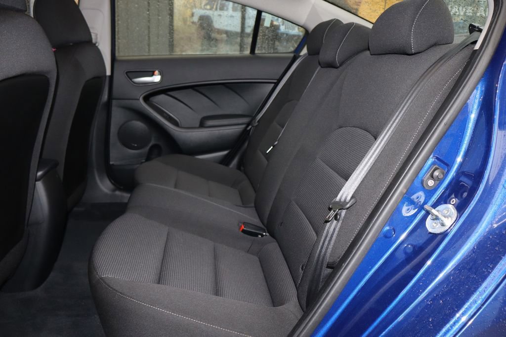 Used 2017 Kia Forte LX image 10